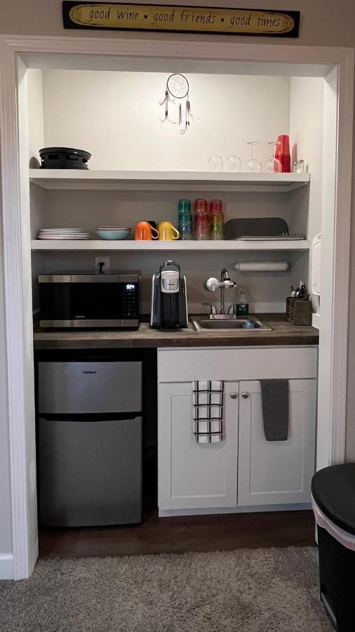 Great Little Guest Suite With Private Entry & Deck! Pet Friendly & 30 Mins To Nashville! Ashland City Экстерьер фото